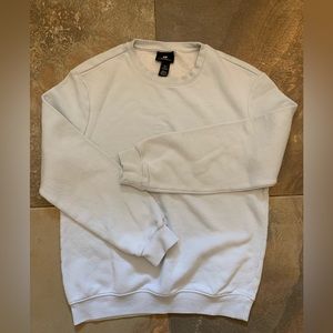 H&M crewneck sweatshirt.